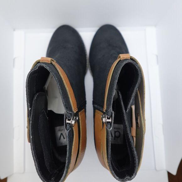 DV Dolce Vita Womens Size 9.5 Black Suede Buckle Zip Ankle Fashion Boots Bootie - Picture 11 of 12